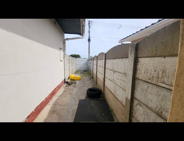 3 BEDROOM HOUSE TO LET IN GOODWOOD PARK